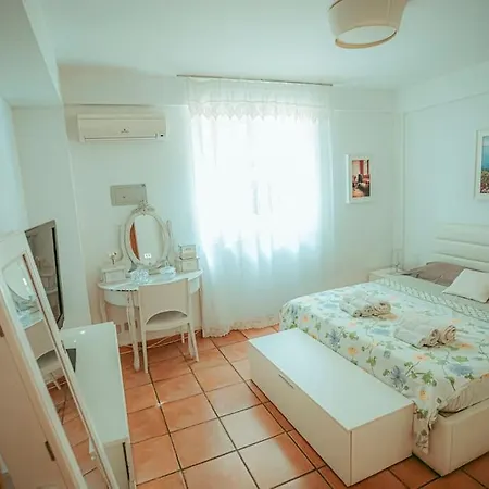 Sferracavallo - Garden Apartment *